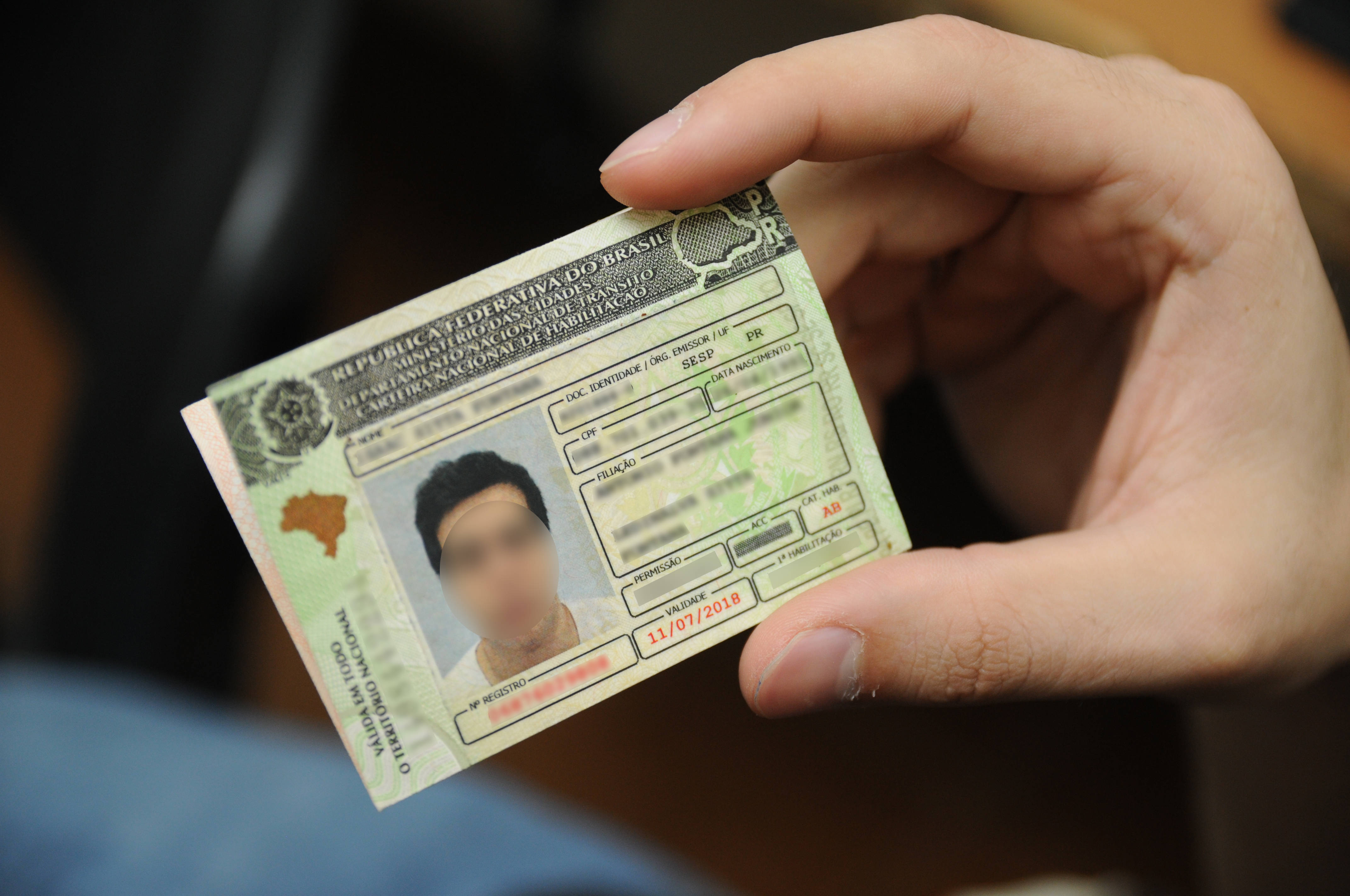 Governo cogita prorrogar validade da carteira de habilitação