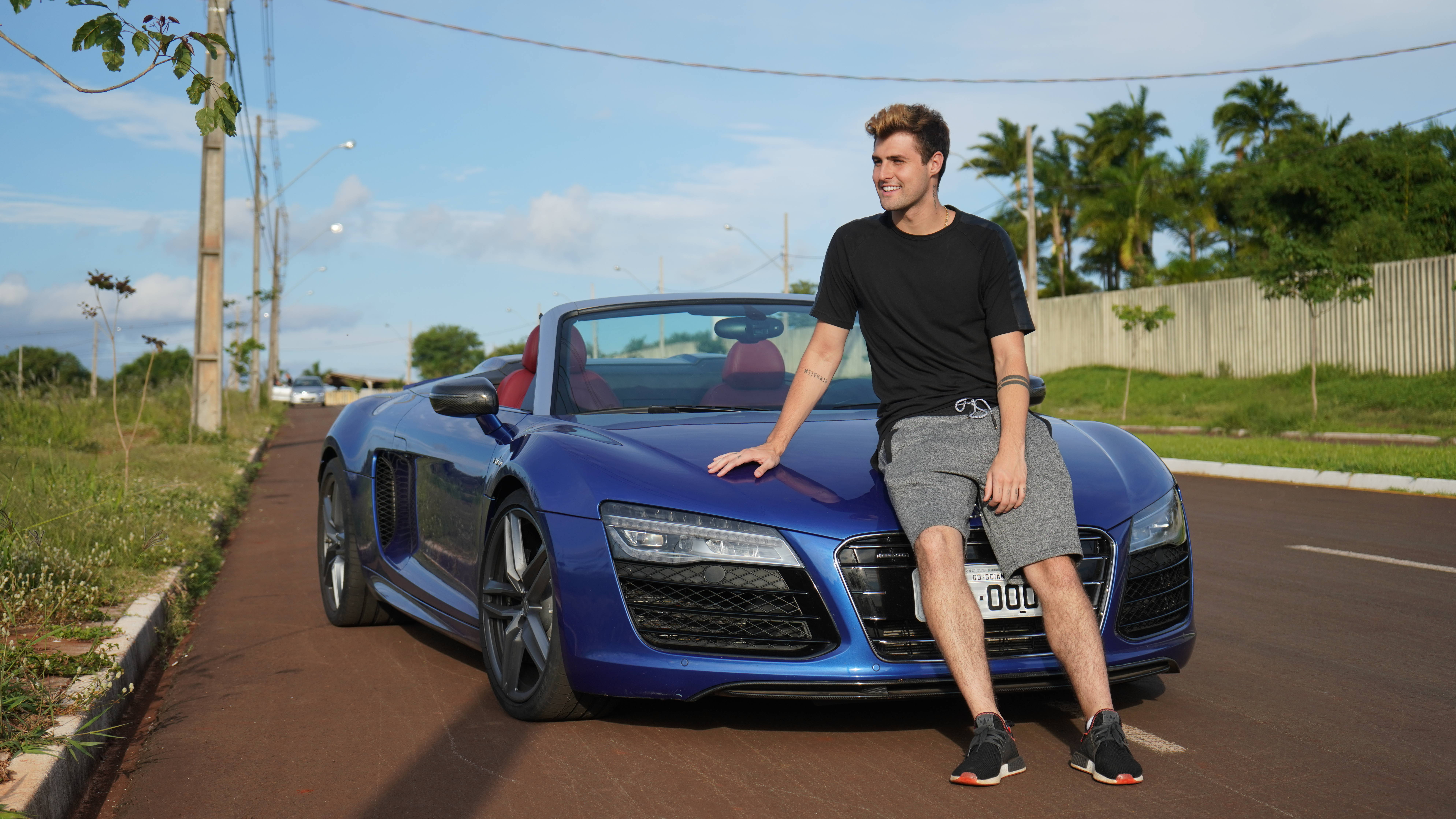 O youtuber Rezende, sobre a mudança no Instagram: "O lado positivo é que o pessoal vai focar mais no conteúdo. Não vai ter aquele olhar de competição, um ficar olhando os números do outro, vai ser mais saudável."
