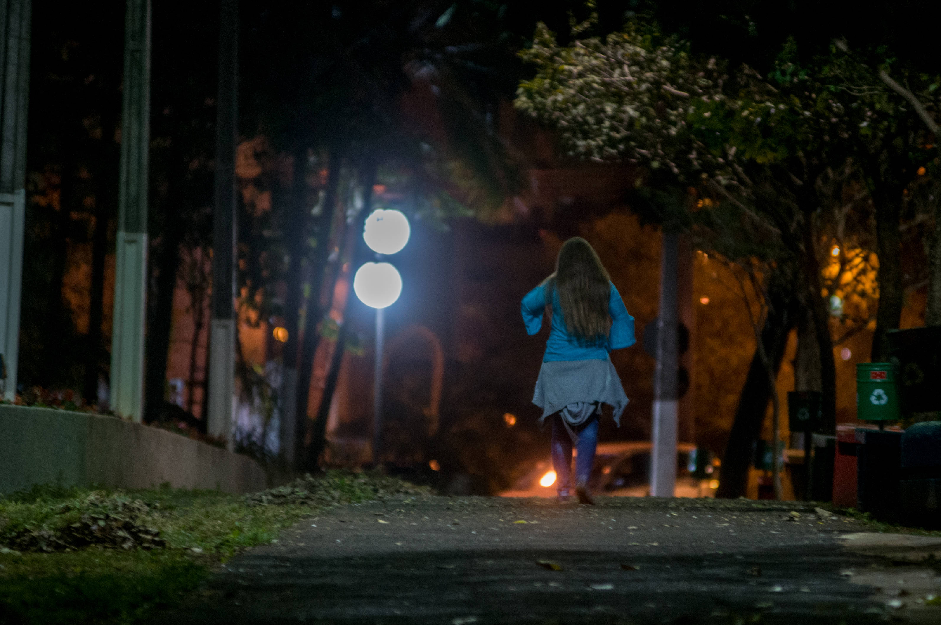 É difícil encontrar quem não tenha medo de andar sozinho à noite pelas ruas