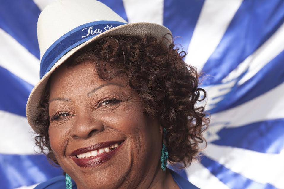 Tia Surica: "Fui a primeira mulher a vencer um carnaval puxando um samba"
