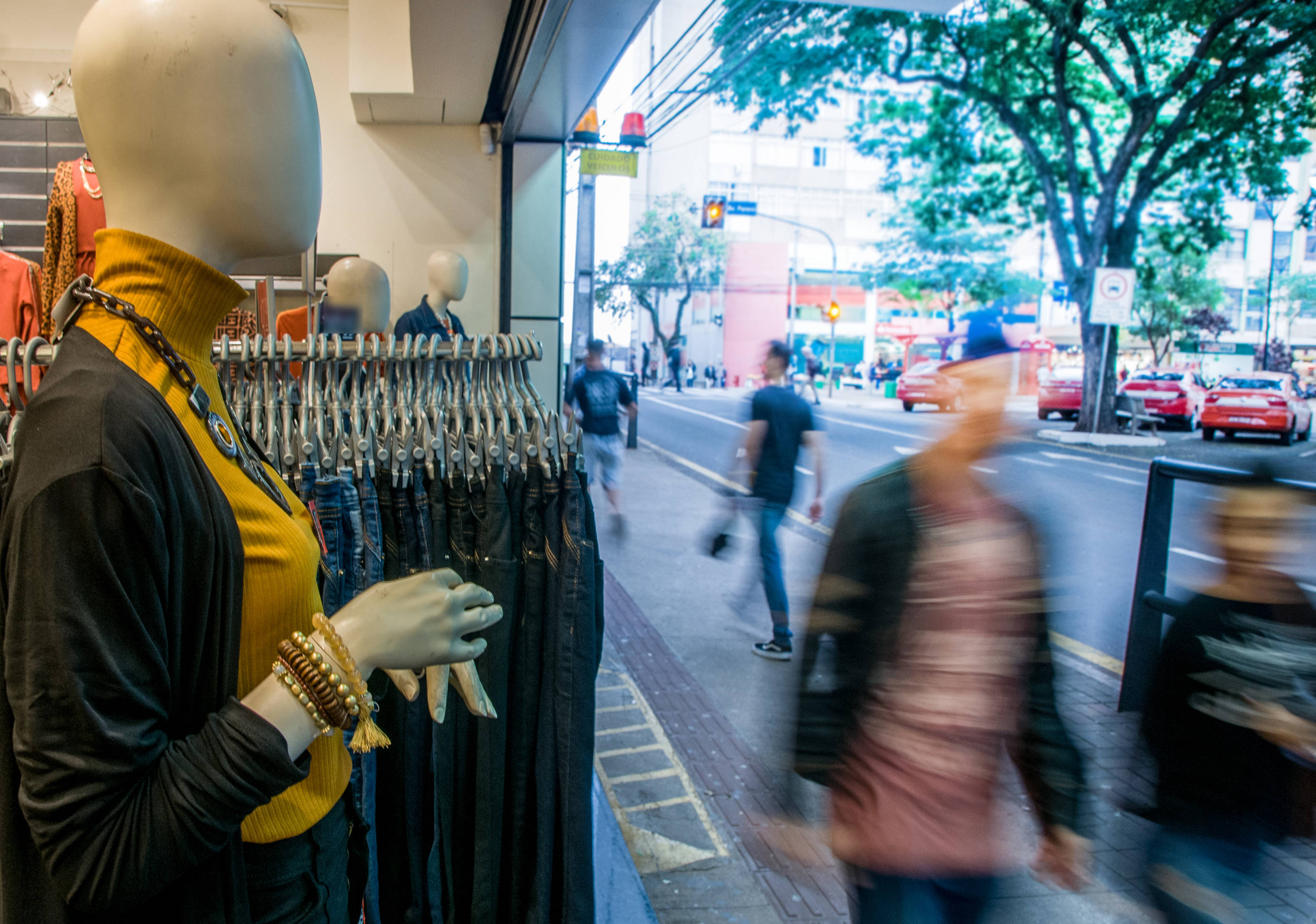 No Paraná, Londrina é um centro importante de consumo, o que aumenta as oportunidades de emprego temporário neste época do ano