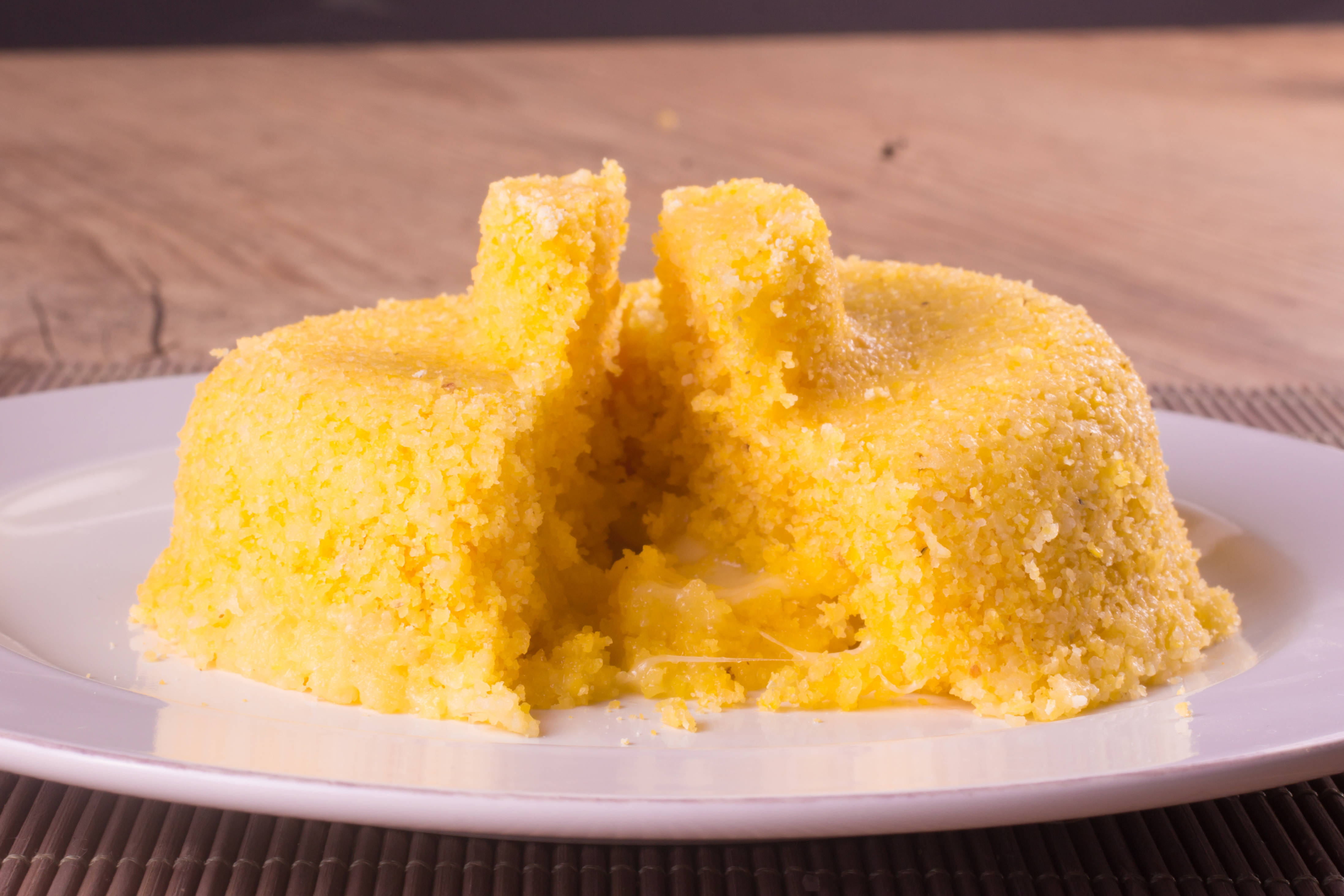 Cuscuz nordestino: receita simples e gostosa leva coco ralado