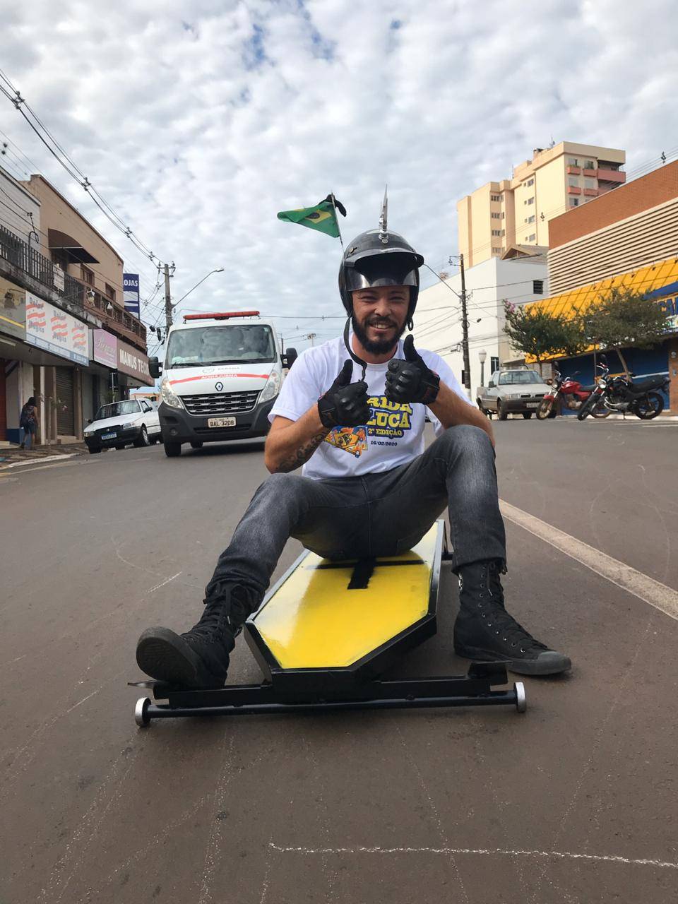 Sérgio Henrique de Araújo e seu modelo Mad Max