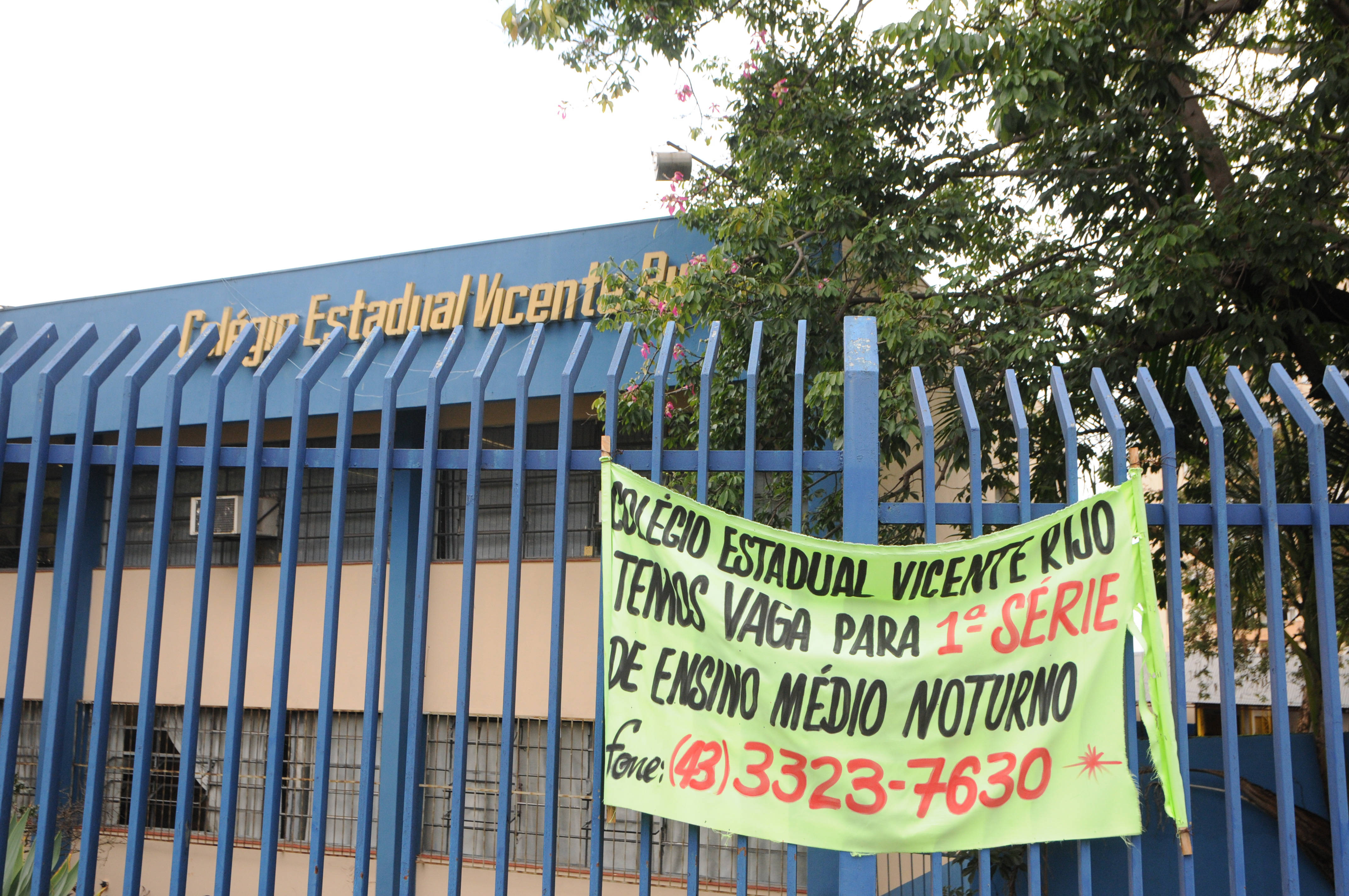 Mais de 1 milhão de alunos retornam às aulas nesta quarta-feira (5)