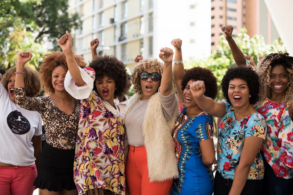 O coletivo Black Divas, de Londrina, prepara a 5ª Marcha do Cabelo Crespo para outubro, se persistir a pandemia o evento será on-line