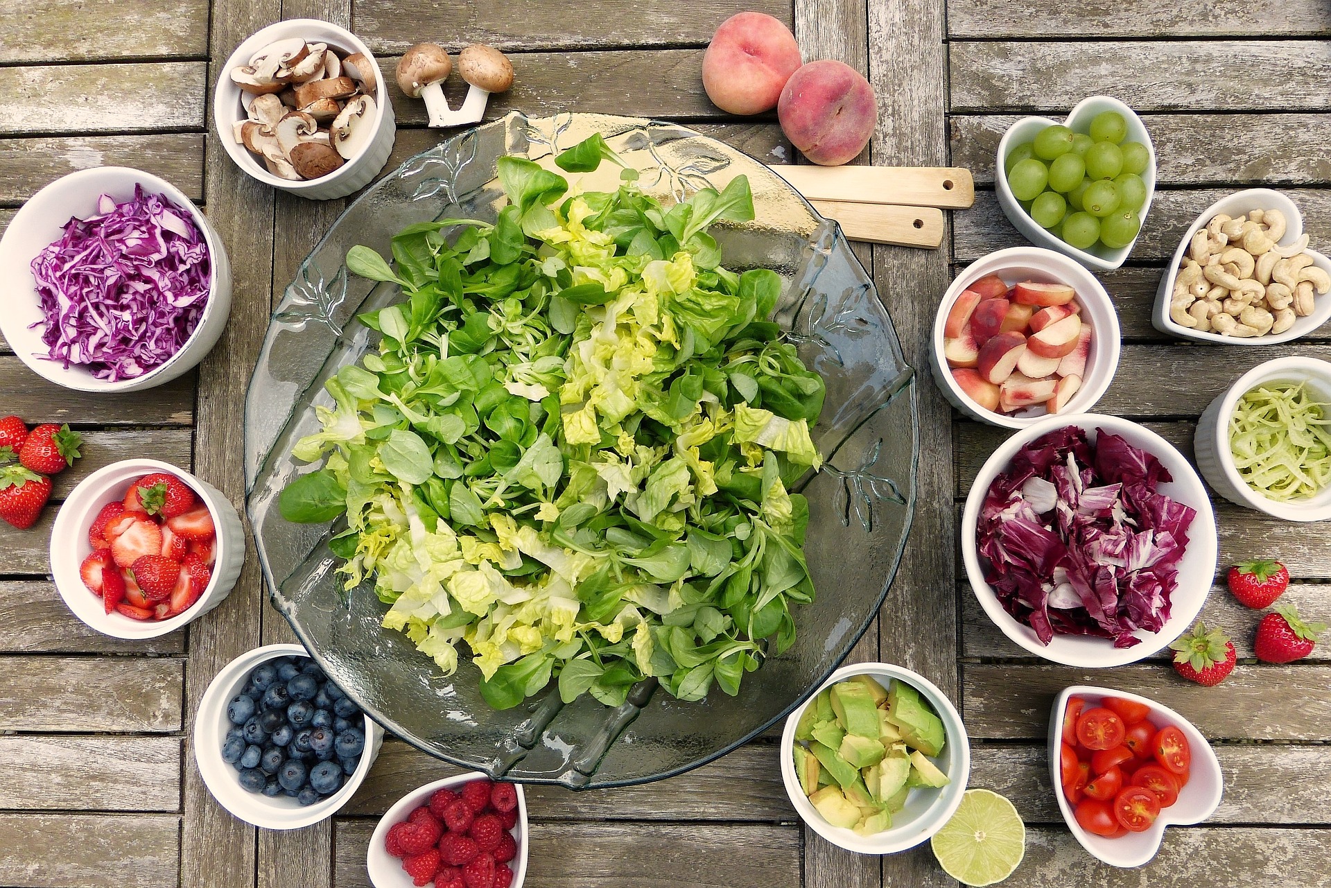 Saladas: com molhos que levam mel, tarê ou shoyu o sabor ganha realce