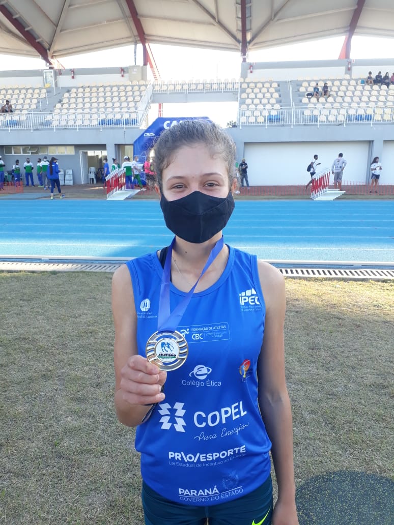 Gabriela Tardivo: dois ouros, recorde e melhor atleta da competição