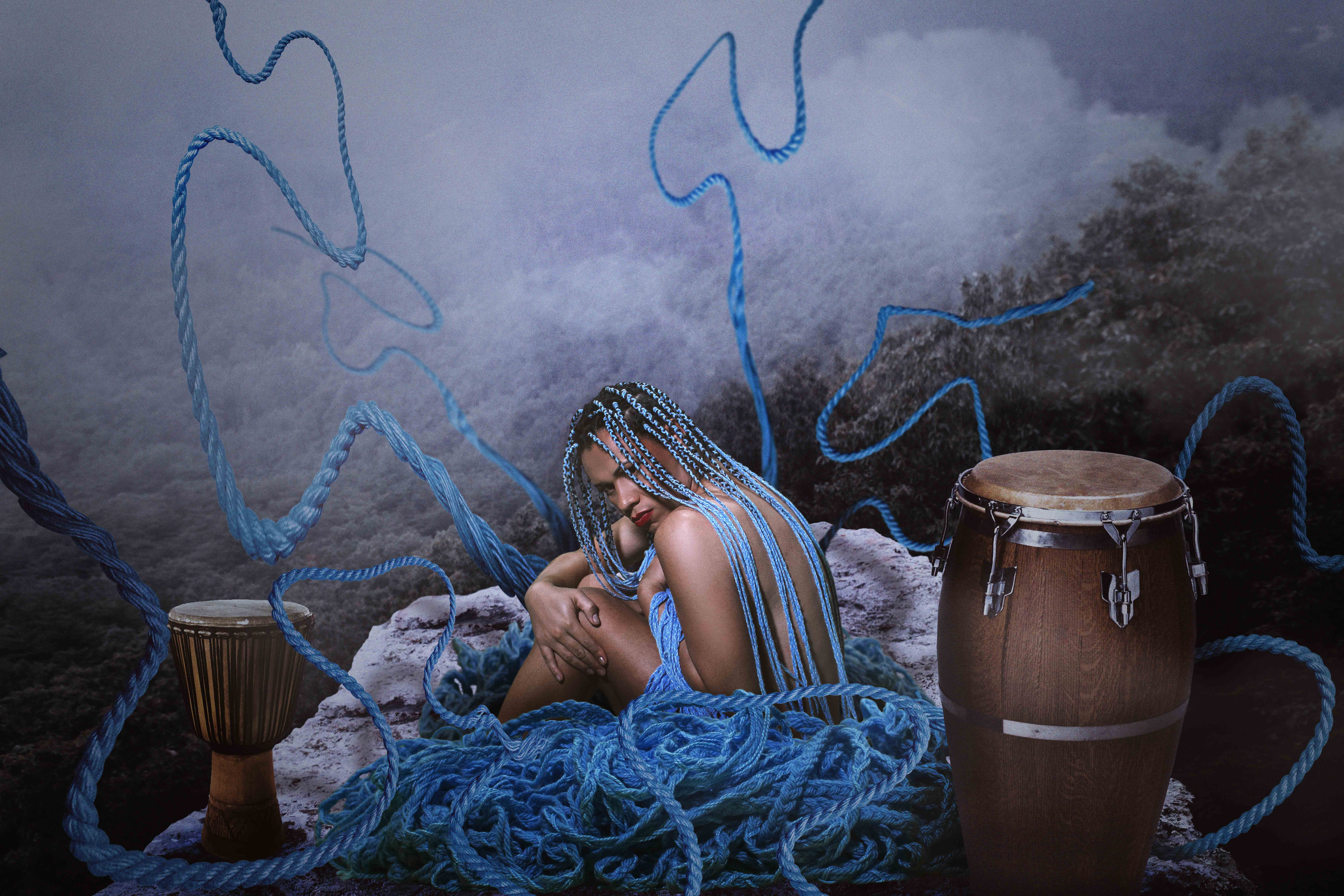 Gaê Sango em foto de Esther Hall produzida para a mostra "Sonhante"
