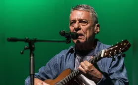 Livro traz contos de Chico Buarque